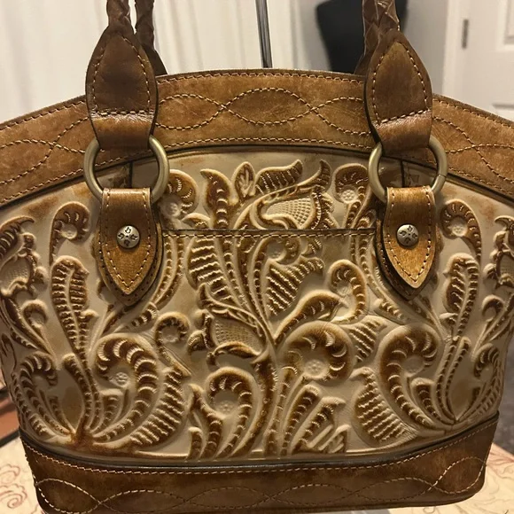 Patricia Nash Brown and Cream Floral Shoulder Bag - Picture 2 of 6